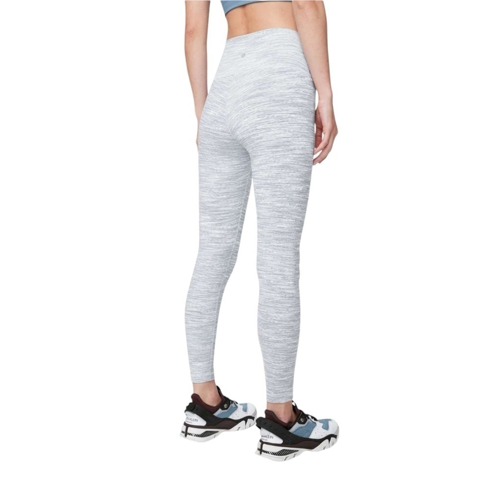 Lululemon Wunder Under High-Rise Tight 25" Sz 6 Luxtreme Blue Chambray Flawed